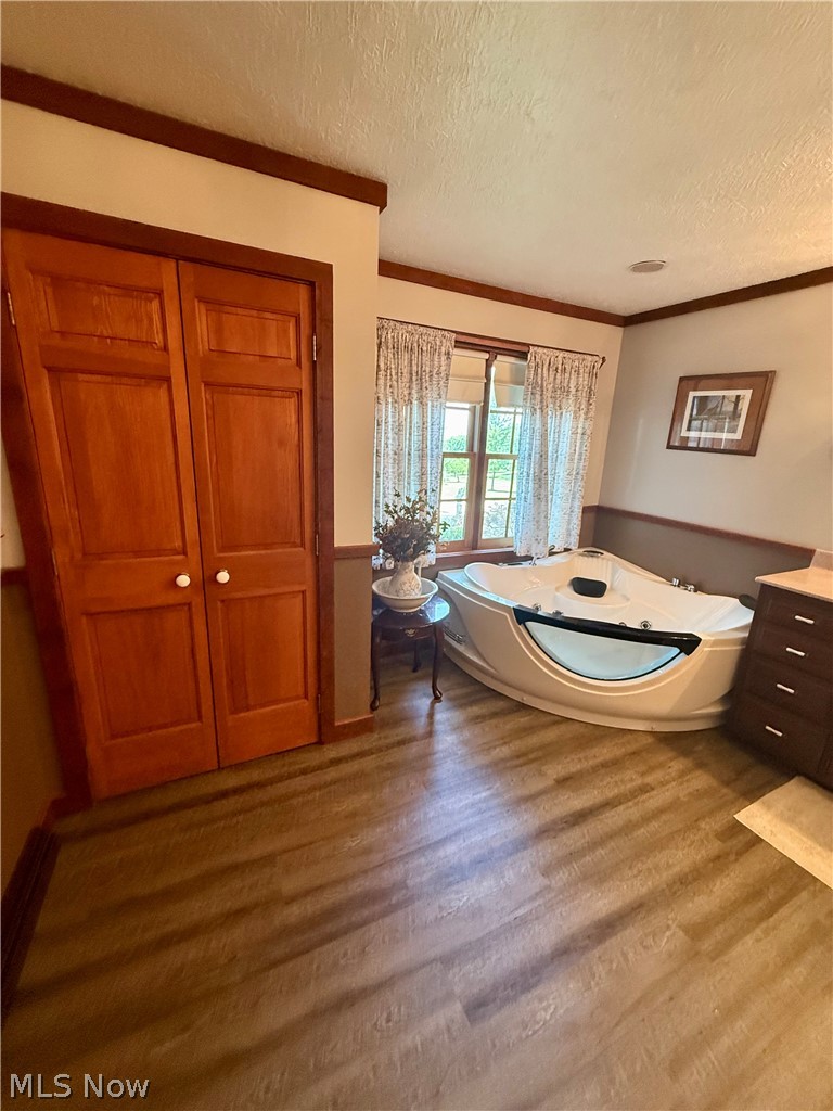 1098 Mace Road NE Carrollton OH 44615