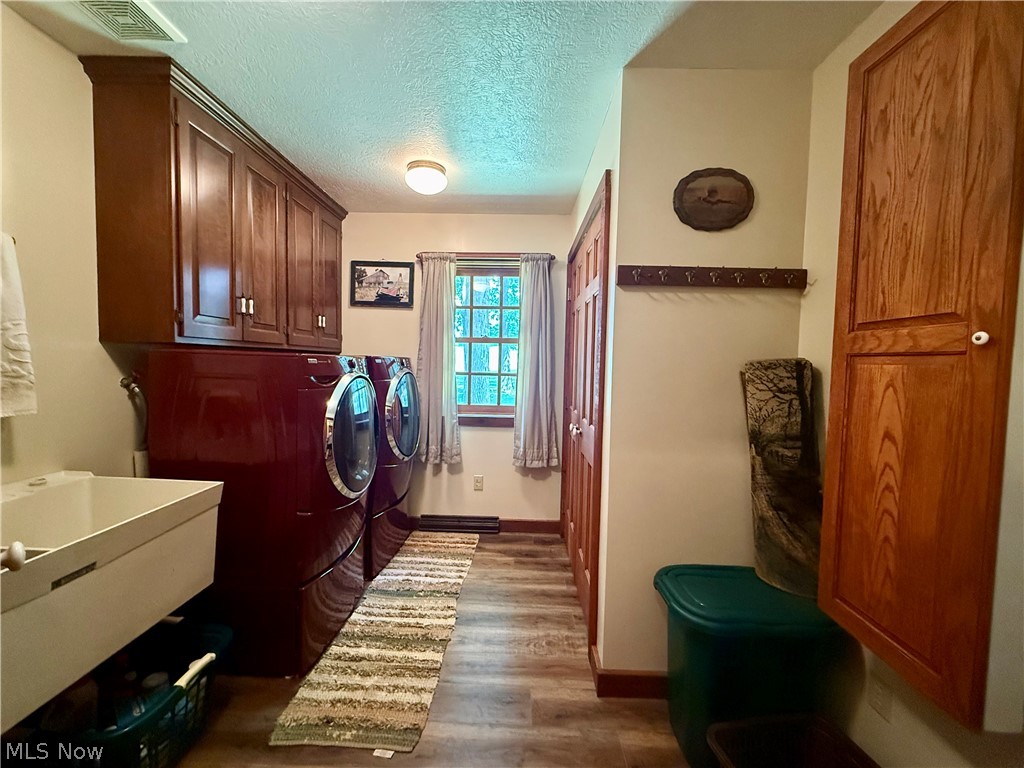 1098 Mace Road NE Carrollton OH 44615