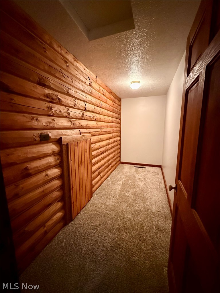 1098 Mace Road NE Carrollton OH 44615