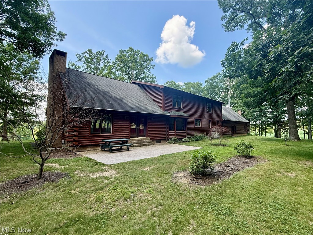 1098 Mace Road NE Carrollton OH 44615
