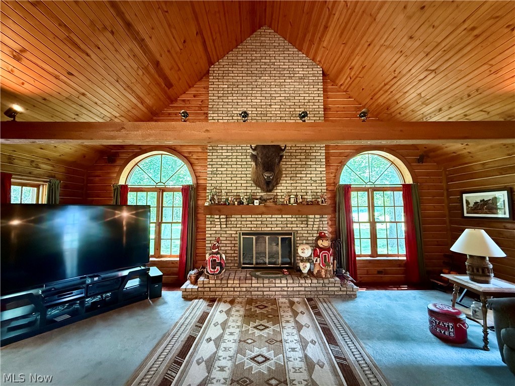 1098 Mace Road NE Carrollton OH 44615