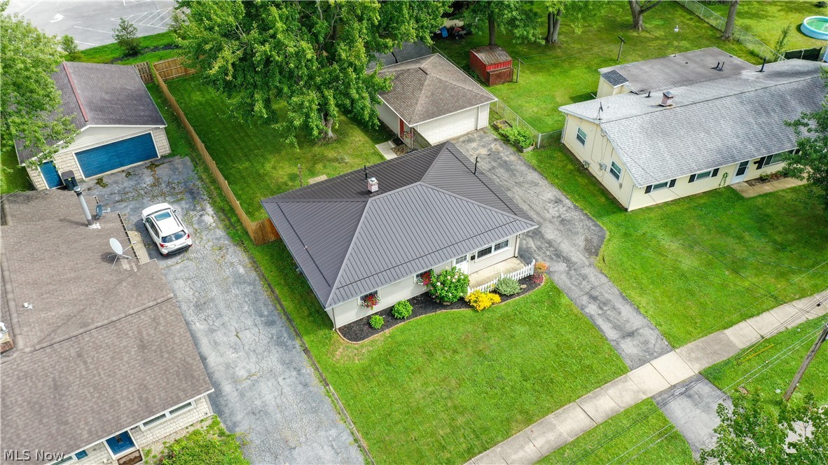 3388 Olian Avenue NW Warren OH 44485