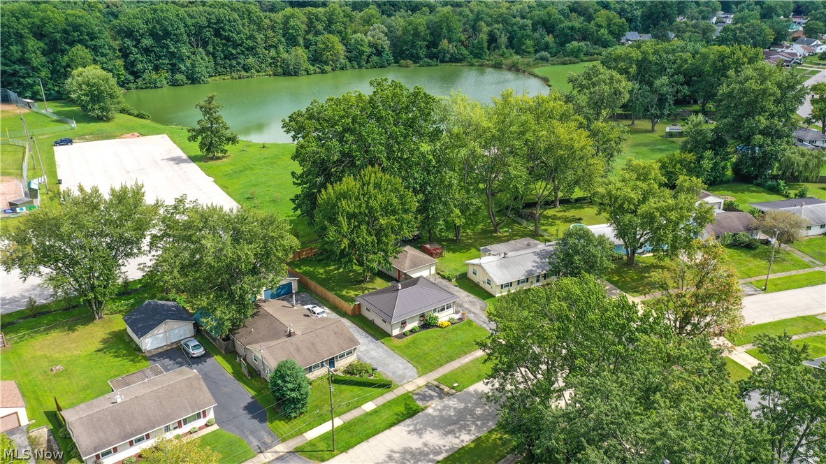 3388 Olian Avenue NW Warren OH 44485