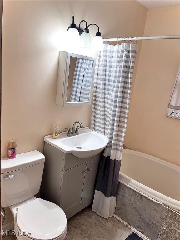809 Delia Avenue Martins Ferry OH 43935