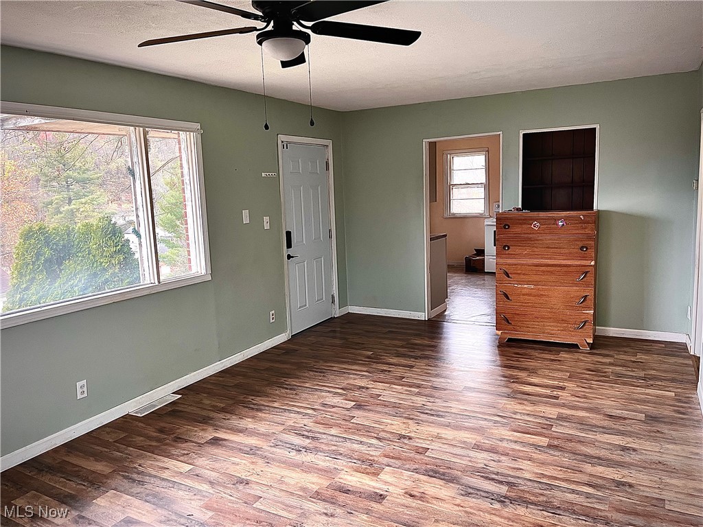 809 Delia Avenue Martins Ferry OH 43935
