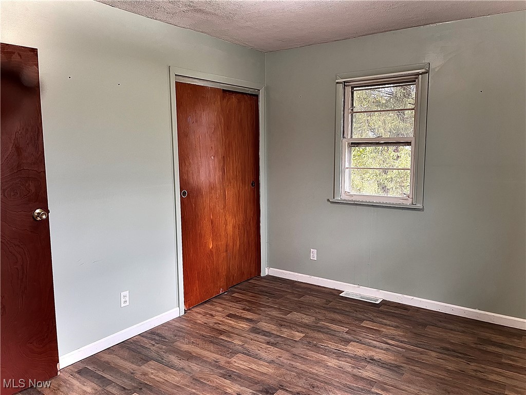 809 Delia Avenue Martins Ferry OH 43935