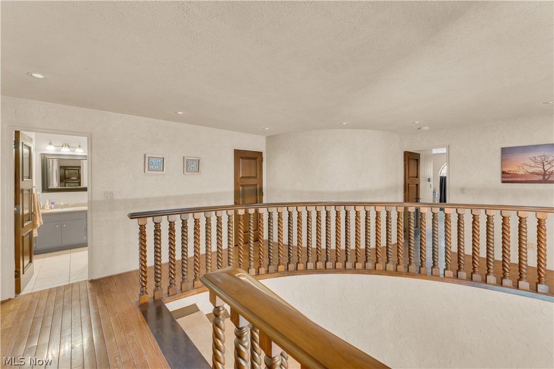8551 Hunters Trail SE Howland OH 44484