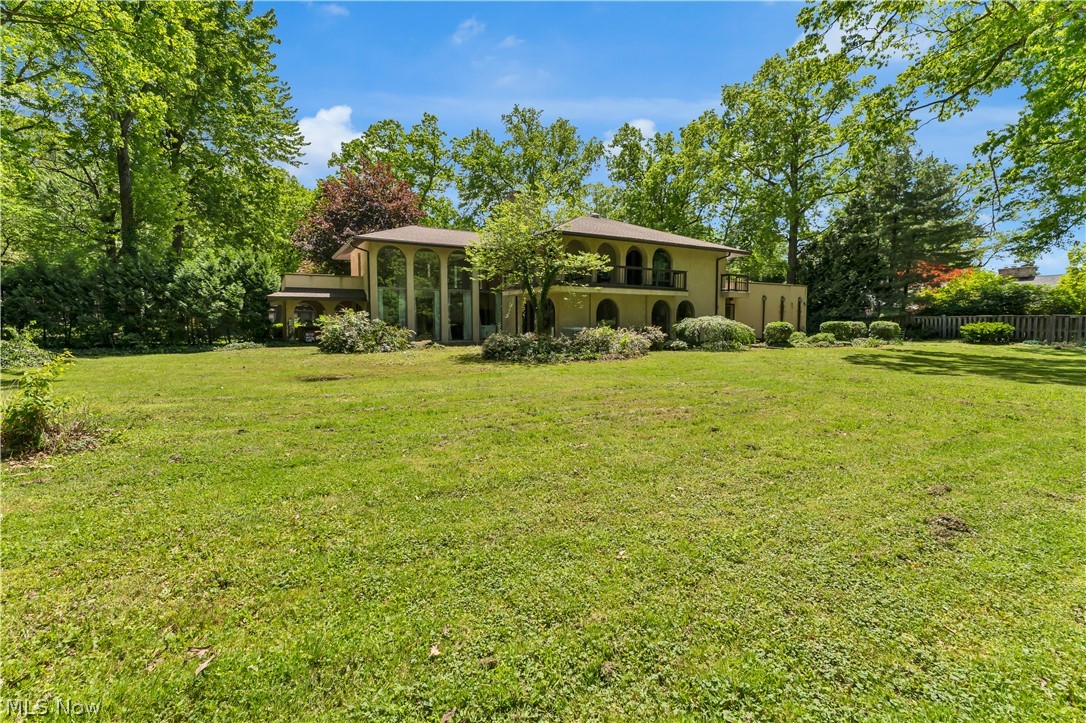 8551 Hunters Trail SE Howland OH 44484