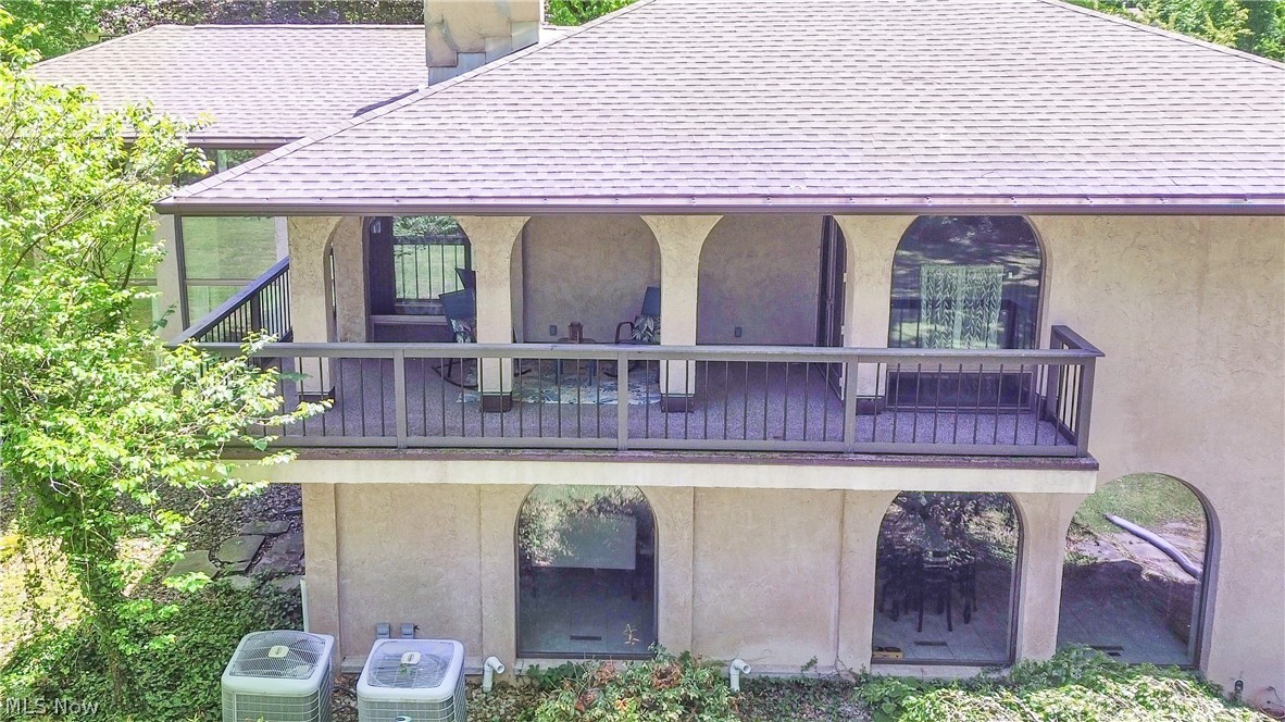 8551 Hunters Trail SE Howland OH 44484