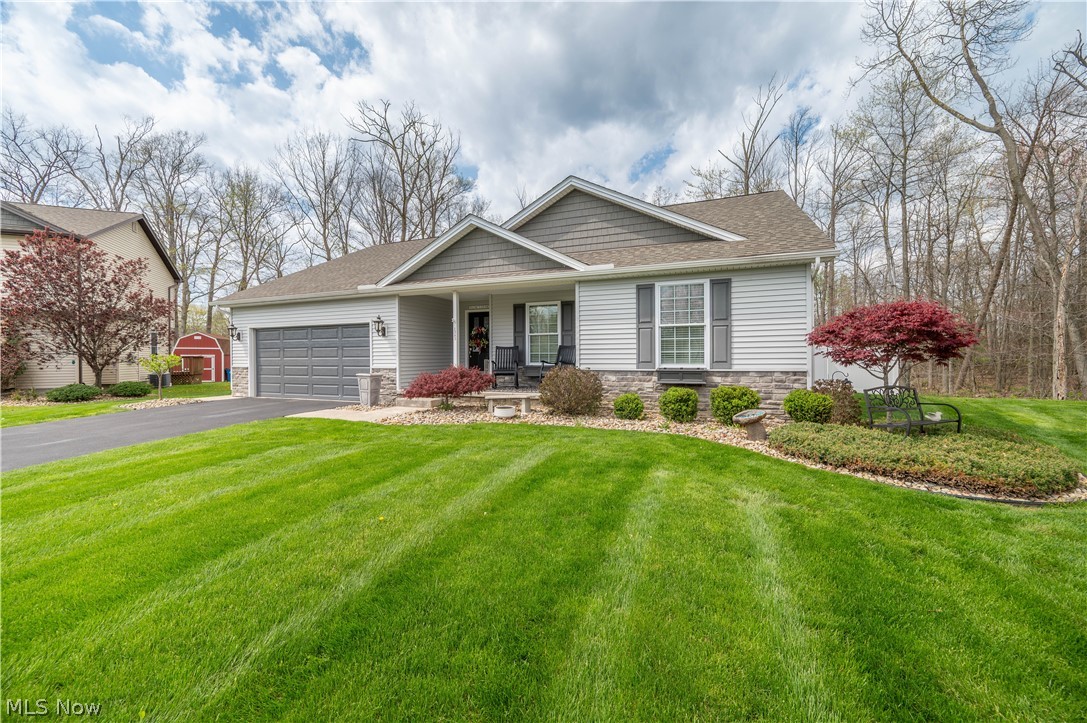 1383 Cross Cove Austintown OH 44515