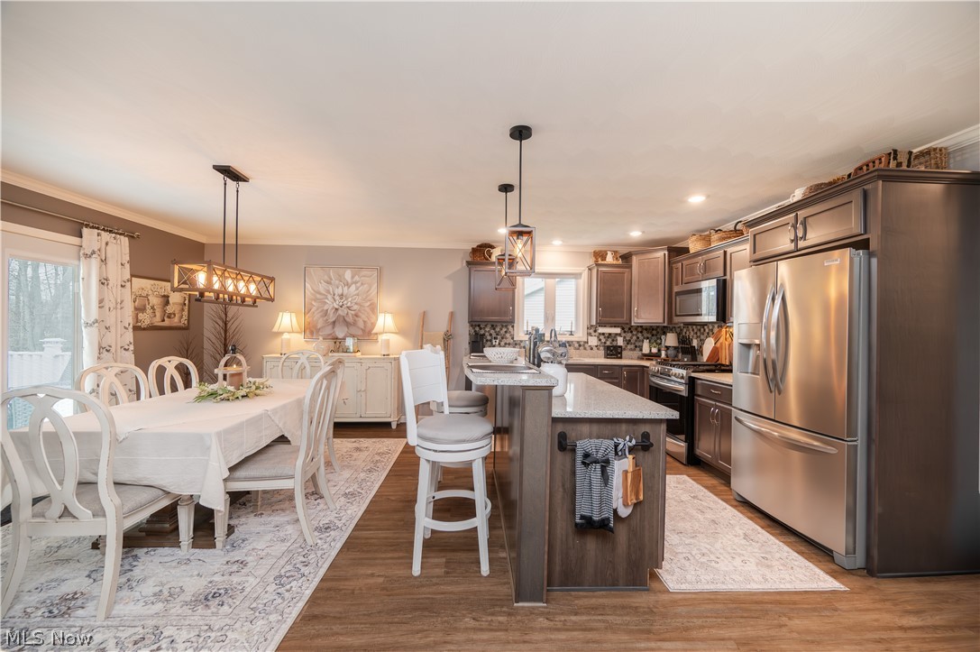 1383 Cross Cove Austintown OH 44515