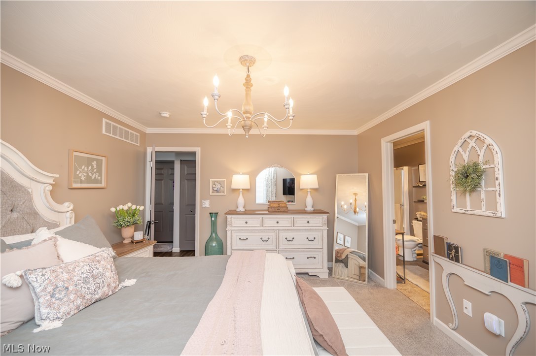 1383 Cross Cove Austintown OH 44515