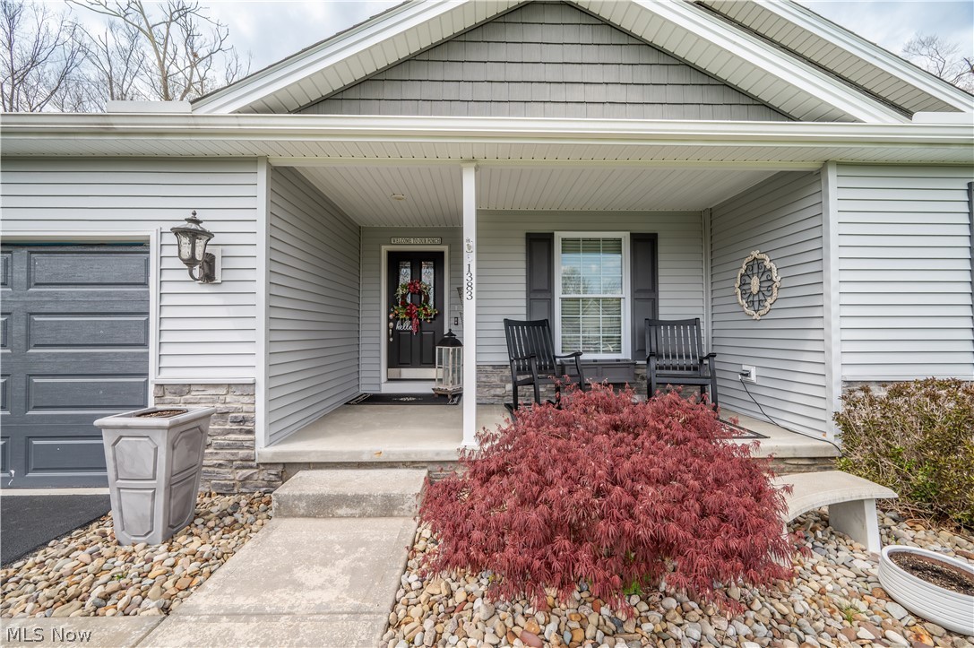 1383 Cross Cove Austintown OH 44515