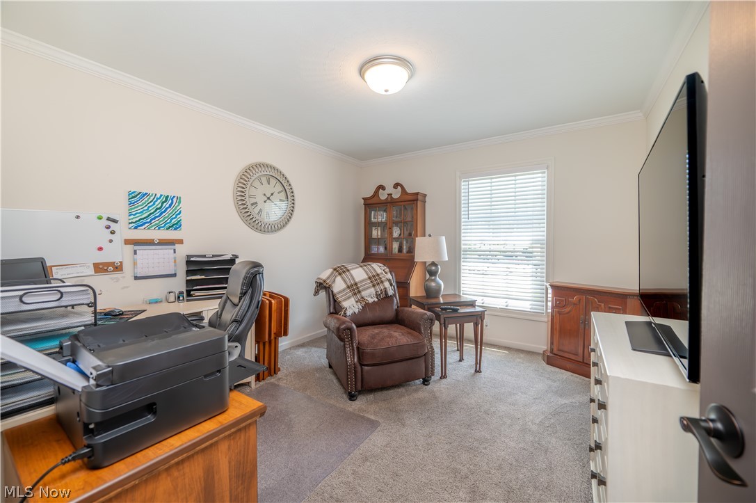 1383 Cross Cove Austintown OH 44515