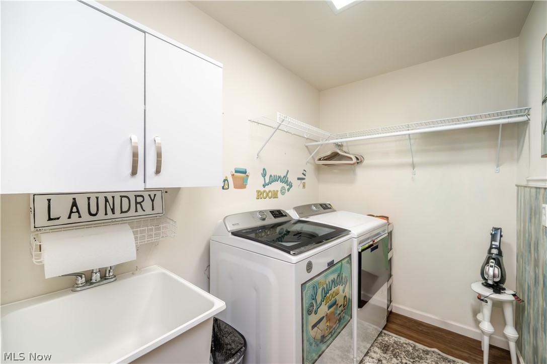 1383 Cross Cove Austintown OH 44515