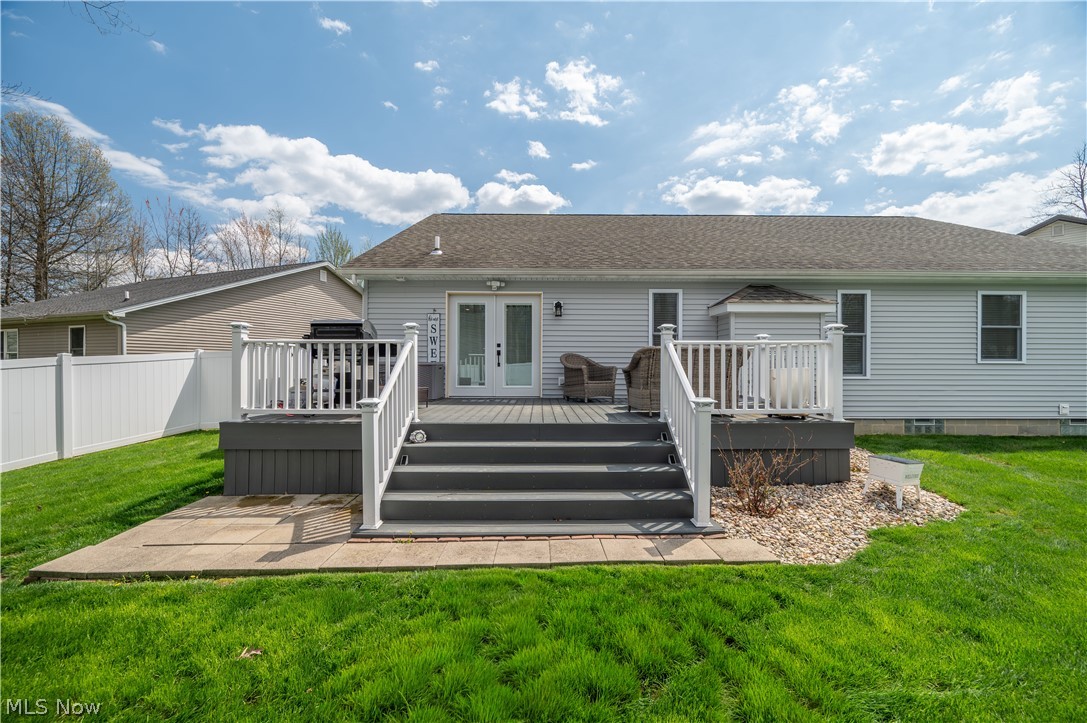 1383 Cross Cove Austintown OH 44515