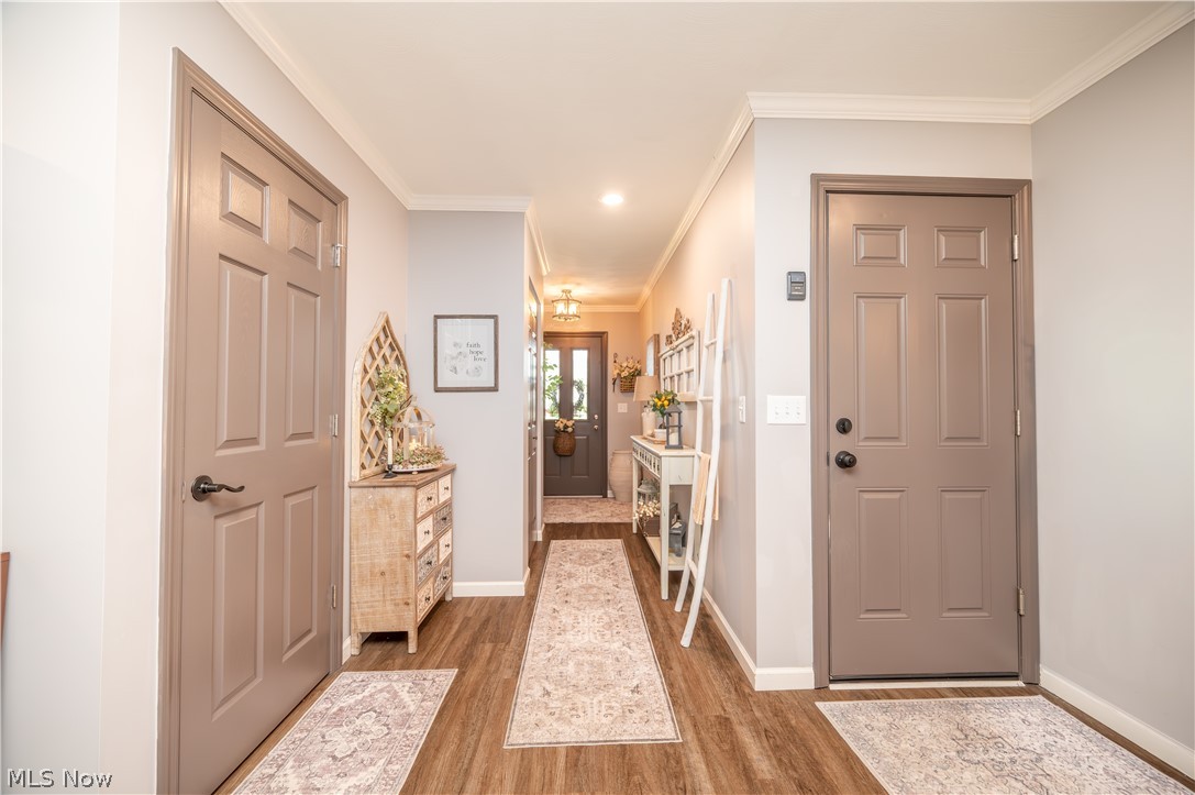 1383 Cross Cove Austintown OH 44515