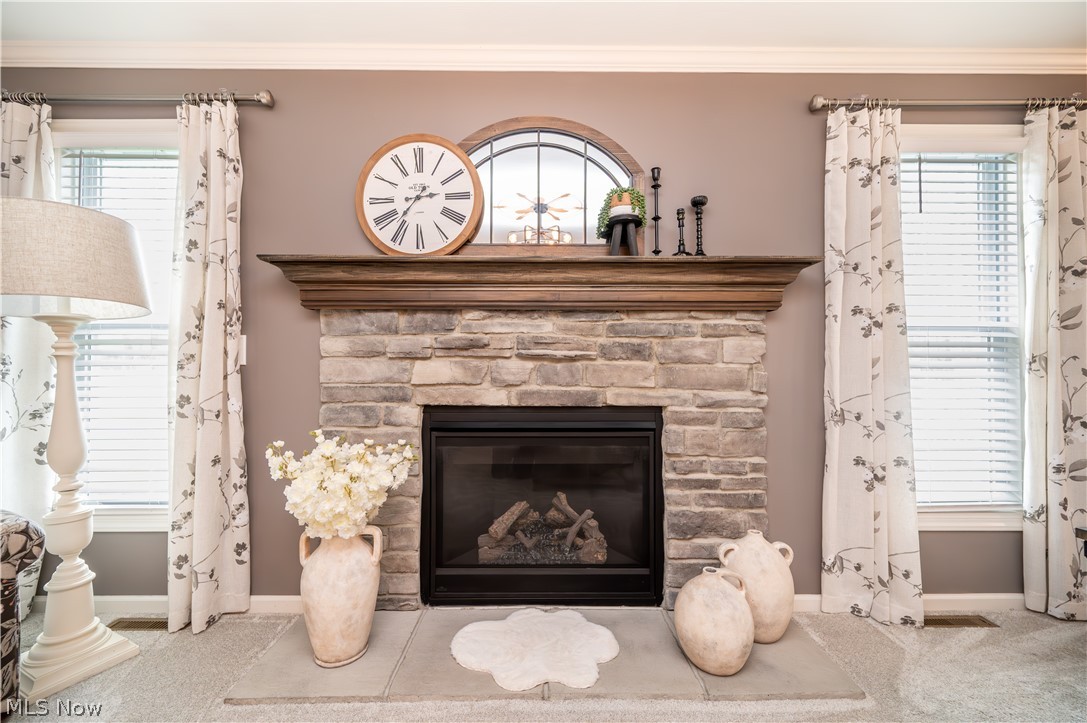 1383 Cross Cove Austintown OH 44515
