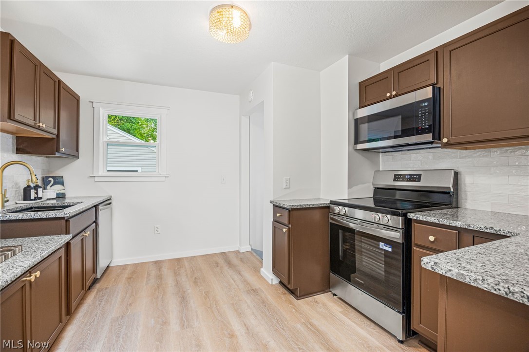 532 Washington Avenue Barberton OH 44203