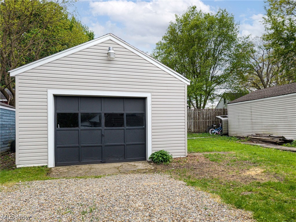 532 Washington Avenue Barberton OH 44203