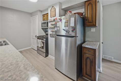 131 38th Street SW Canton OH 44706