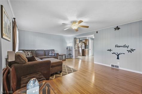 131 38th Street SW Canton OH 44706