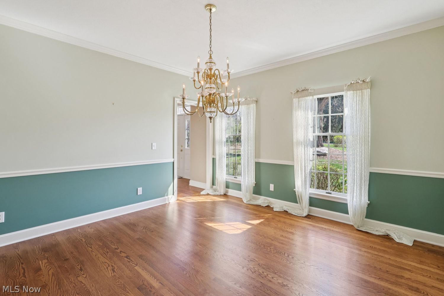 286 Sand Run Road Akron OH 44313
