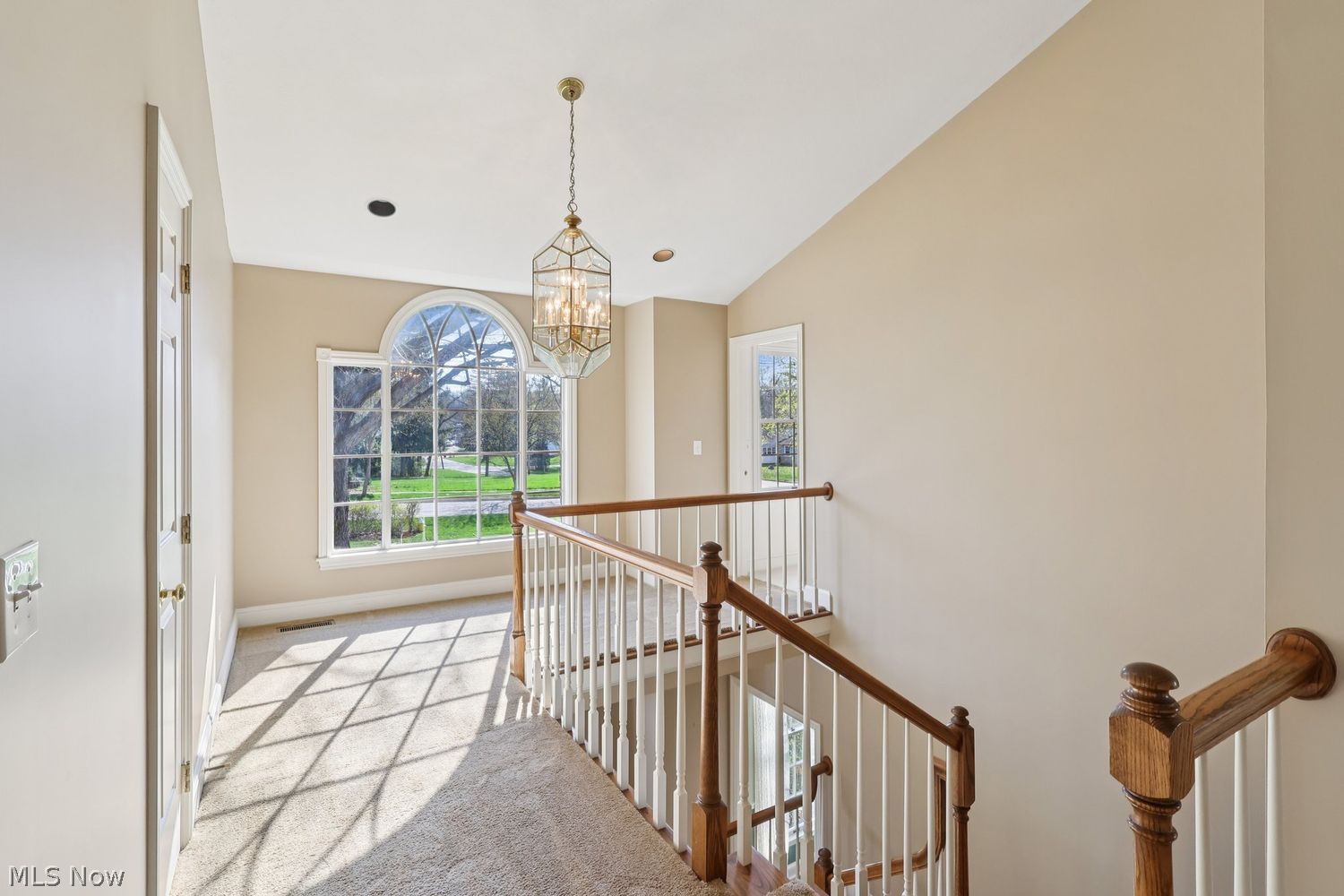 286 Sand Run Road Akron OH 44313