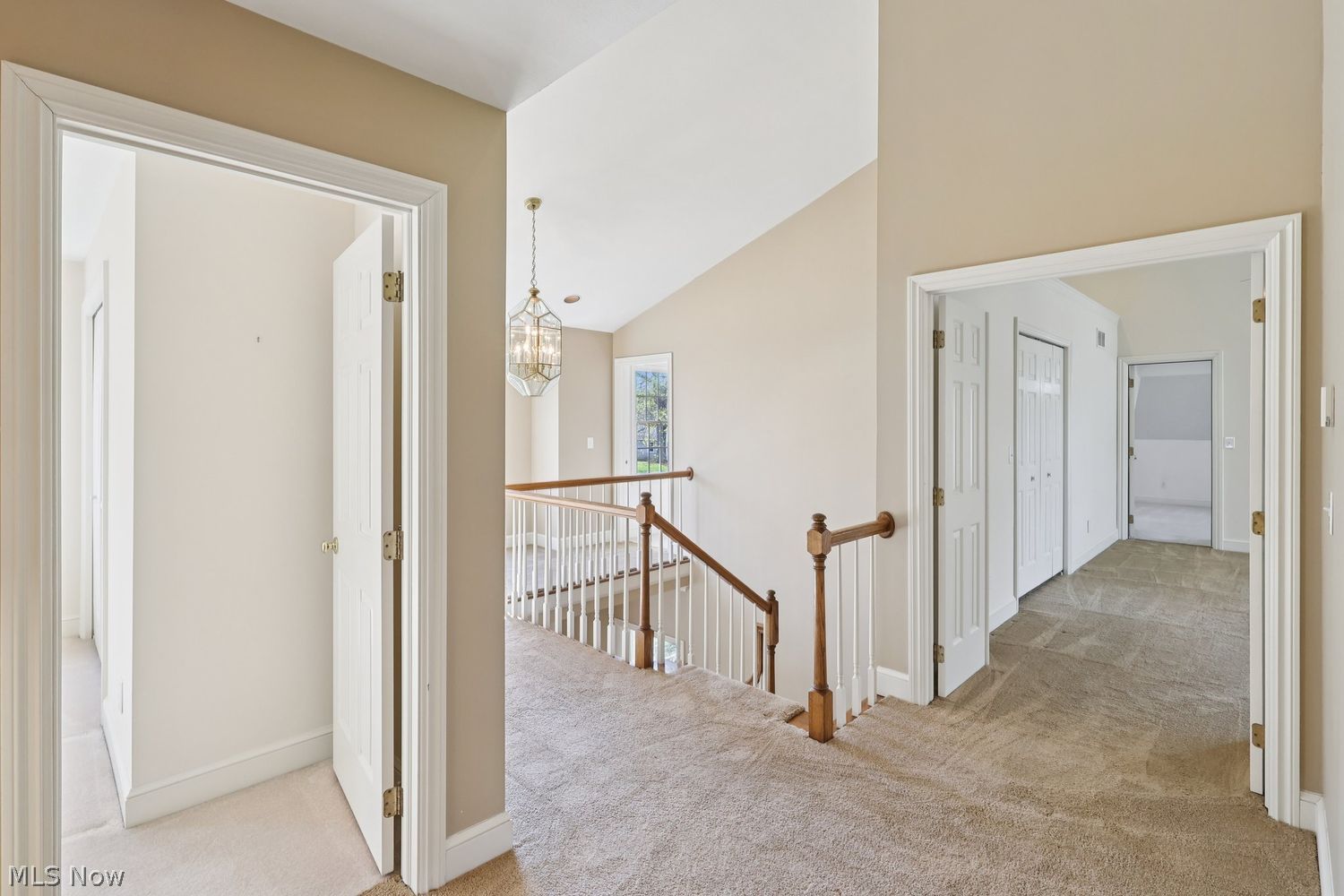 286 Sand Run Road Akron OH 44313
