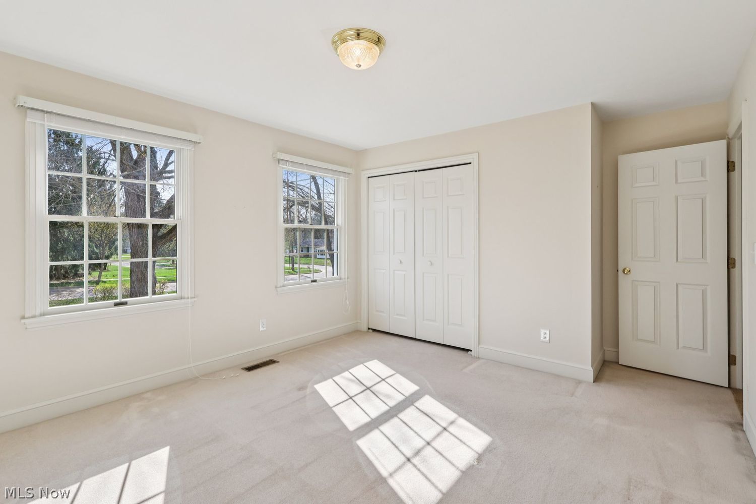 286 Sand Run Road Akron OH 44313