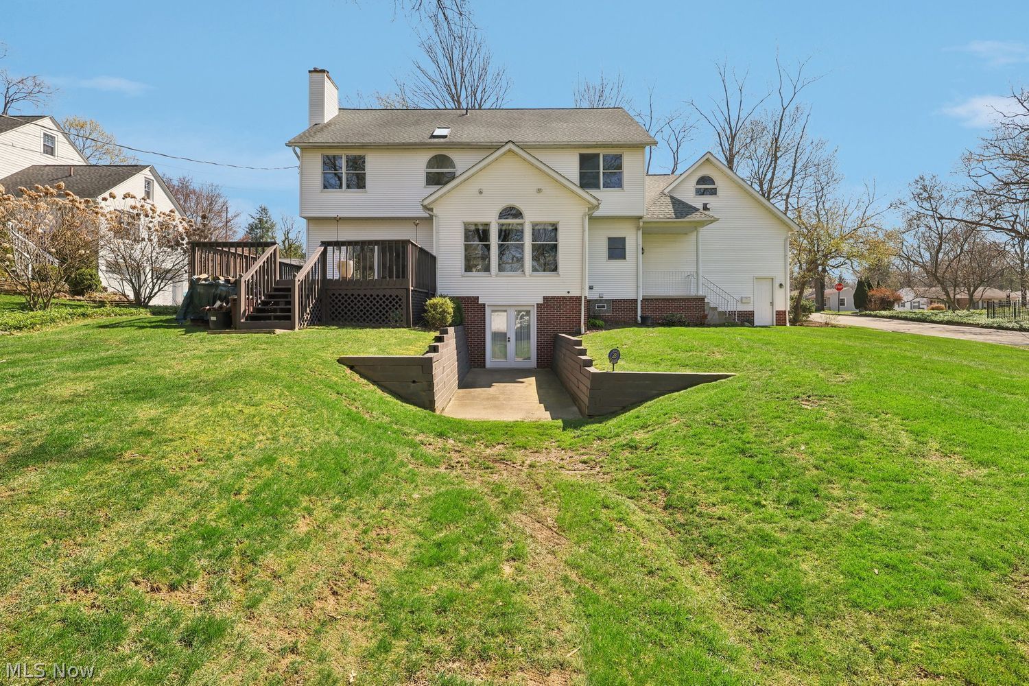 286 Sand Run Road Akron OH 44313