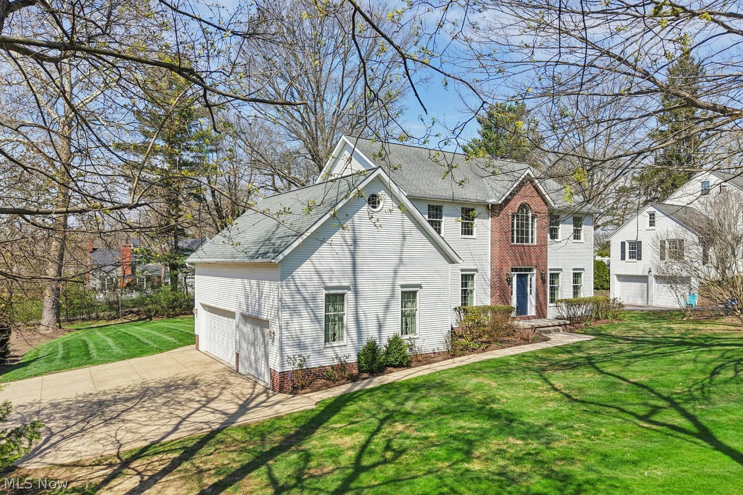 286 Sand Run Road Akron OH 44313