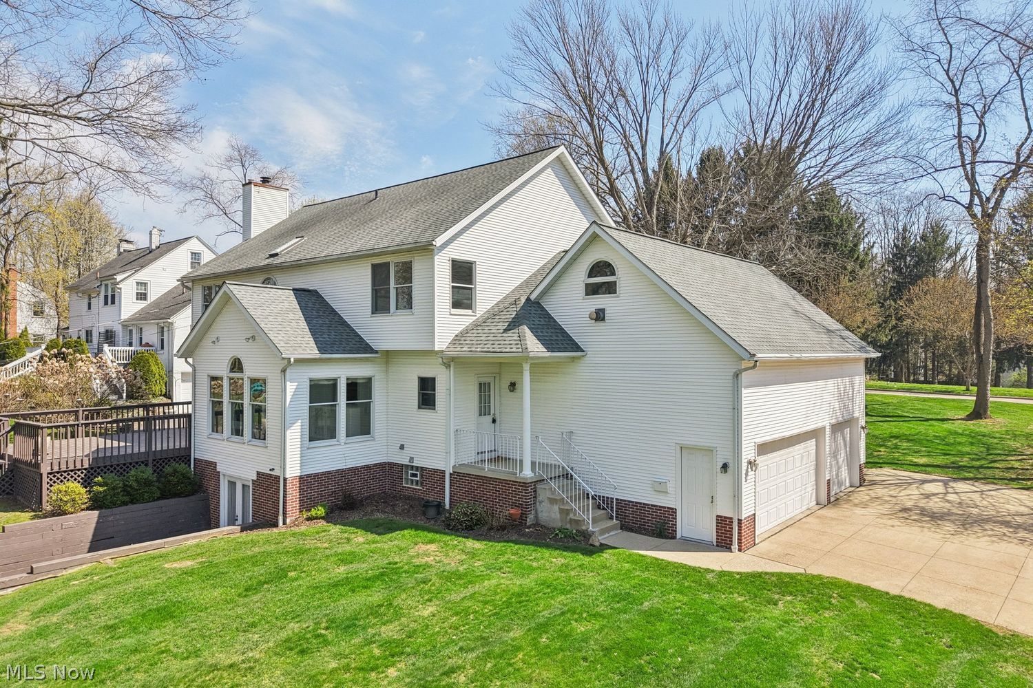 286 Sand Run Road Akron OH 44313