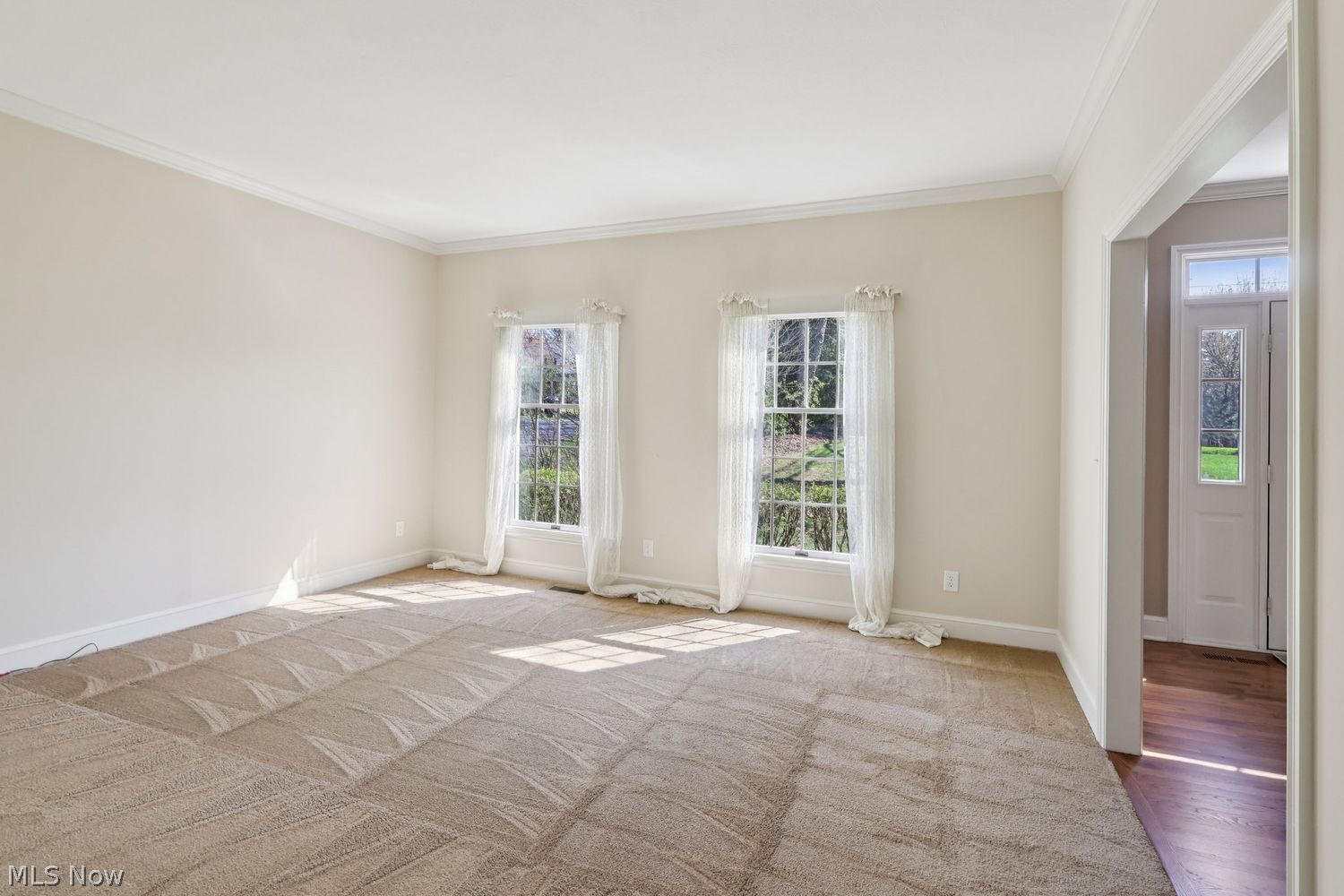 286 Sand Run Road Akron OH 44313
