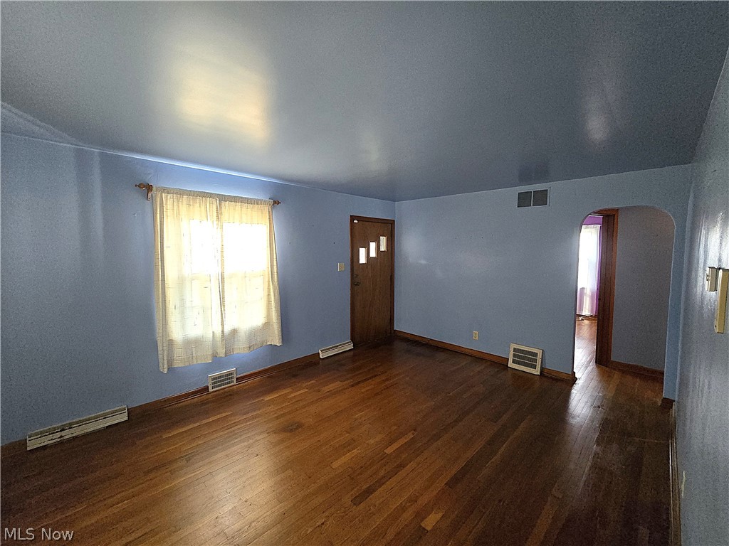 547 Belvedere Avenue SE Warren OH 44483