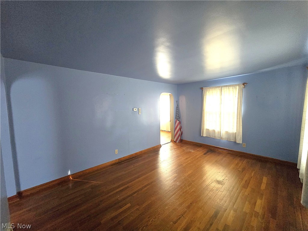 547 Belvedere Avenue SE Warren OH 44483