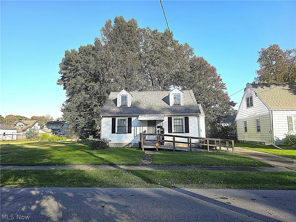547 Belvedere Avenue SE Warren OH 44483