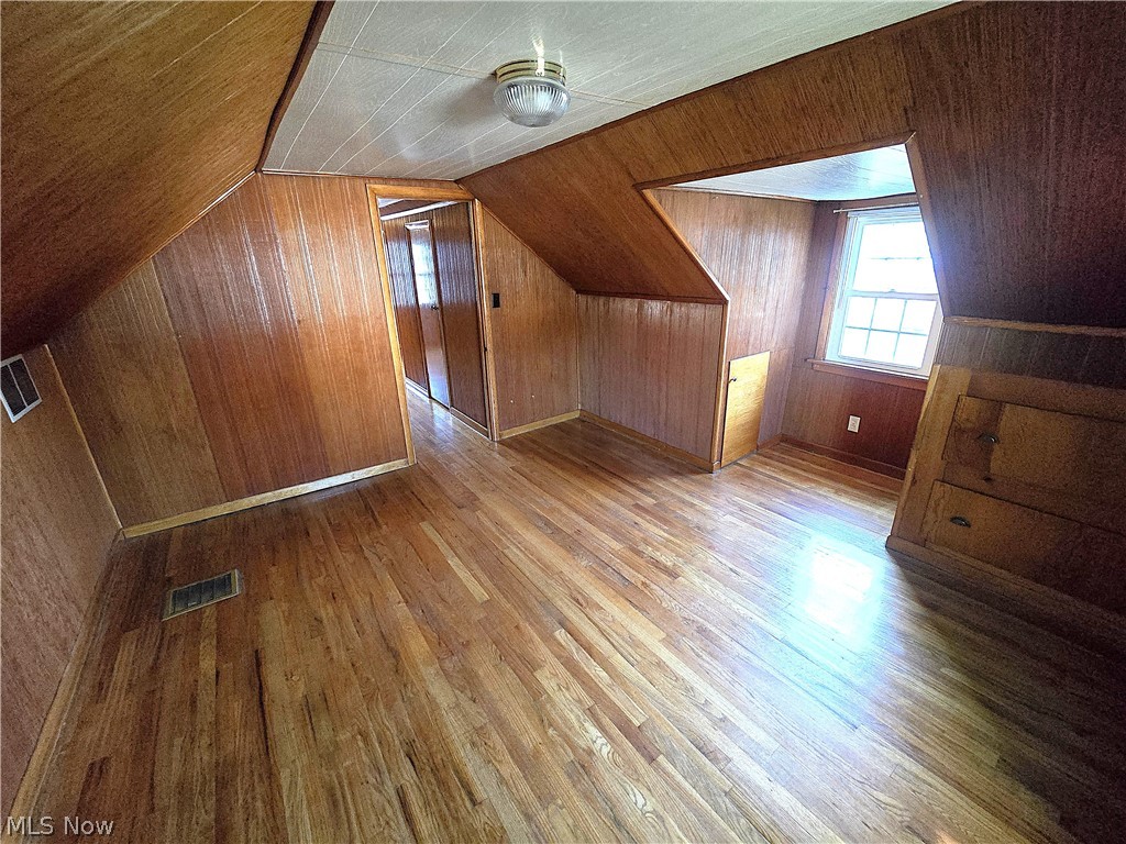 547 Belvedere Avenue SE Warren OH 44483