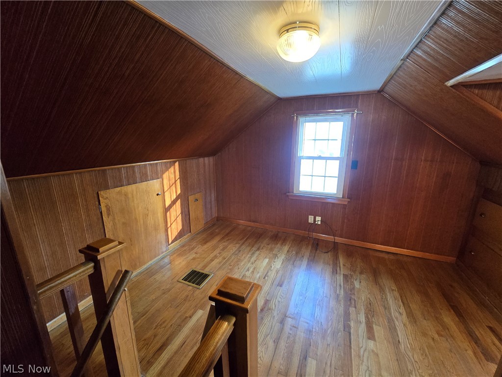 547 Belvedere Avenue SE Warren OH 44483