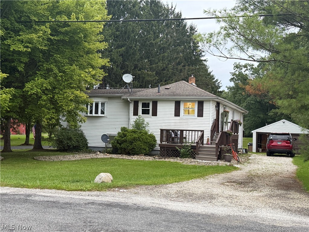 6206 Downs Road NW Warren OH 44481