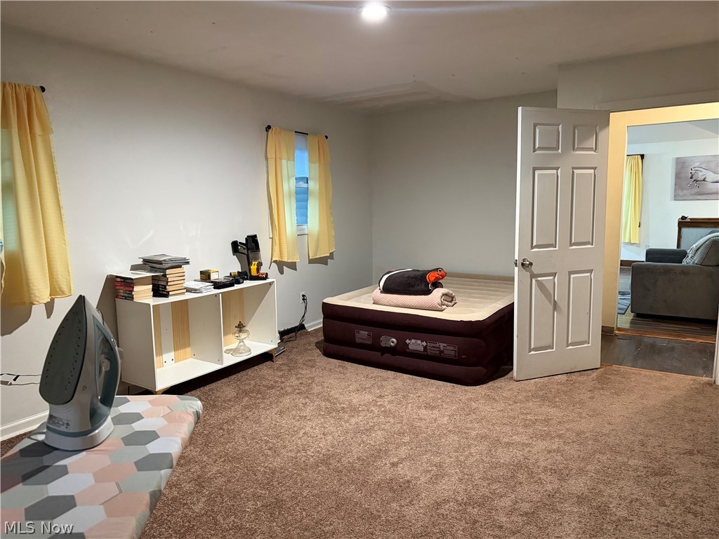 6206 Downs Road NW Warren OH 44481
