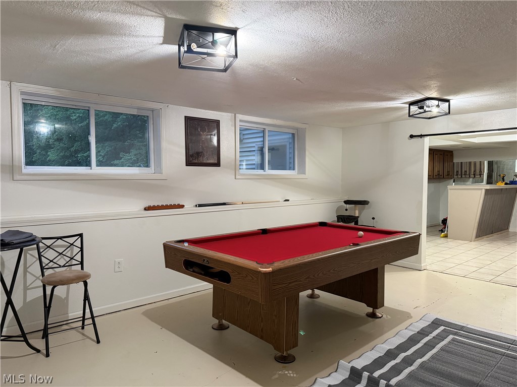 6206 Downs Road NW Warren OH 44481