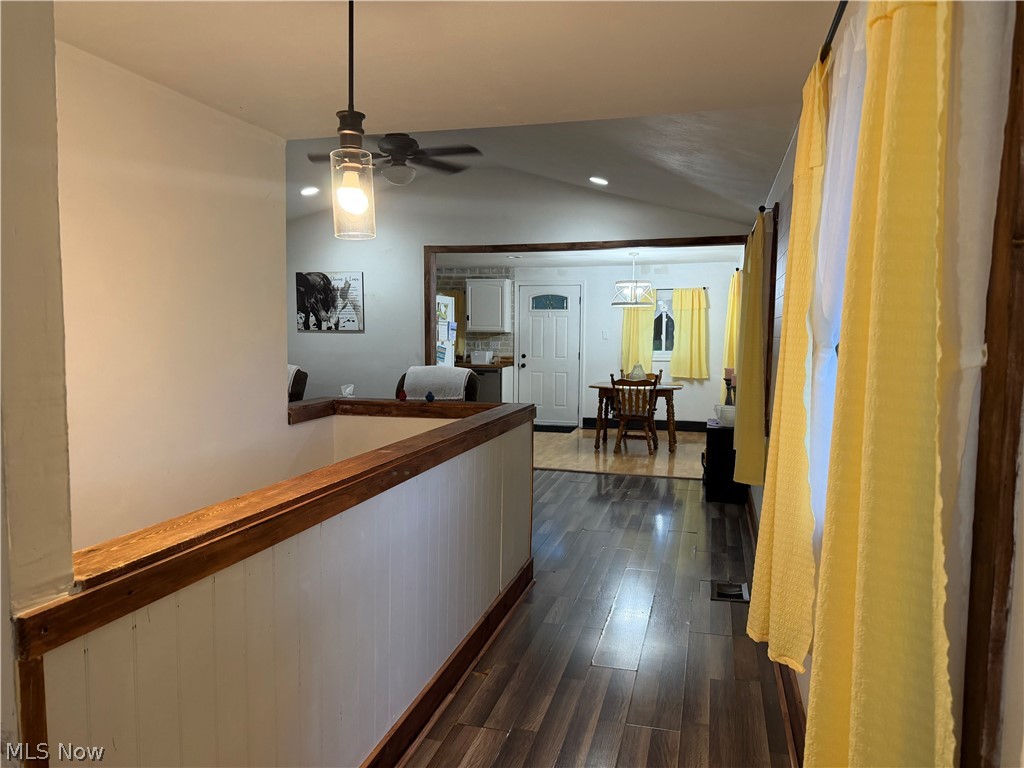 6206 Downs Road NW Warren OH 44481