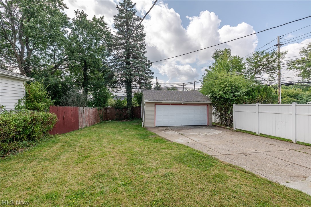 19806 Mountville Drive Maple Heights OH 44137