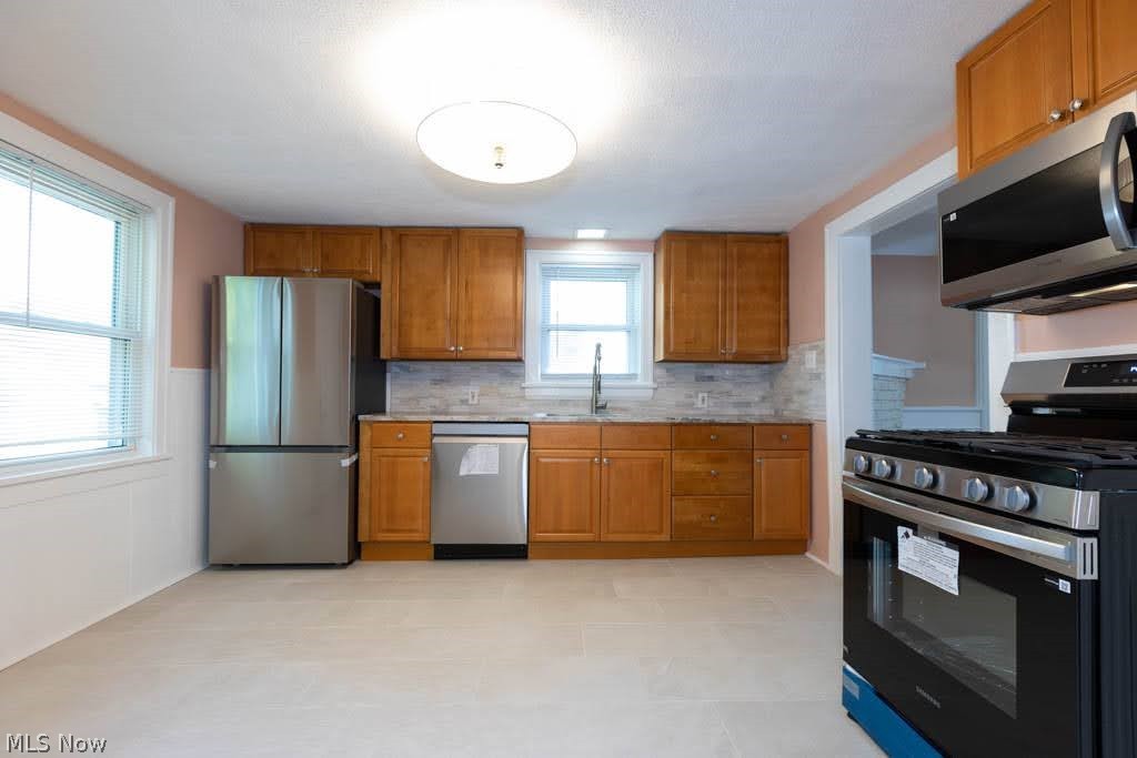 4712 Gifford Avenue Old Brooklyn OH 44144