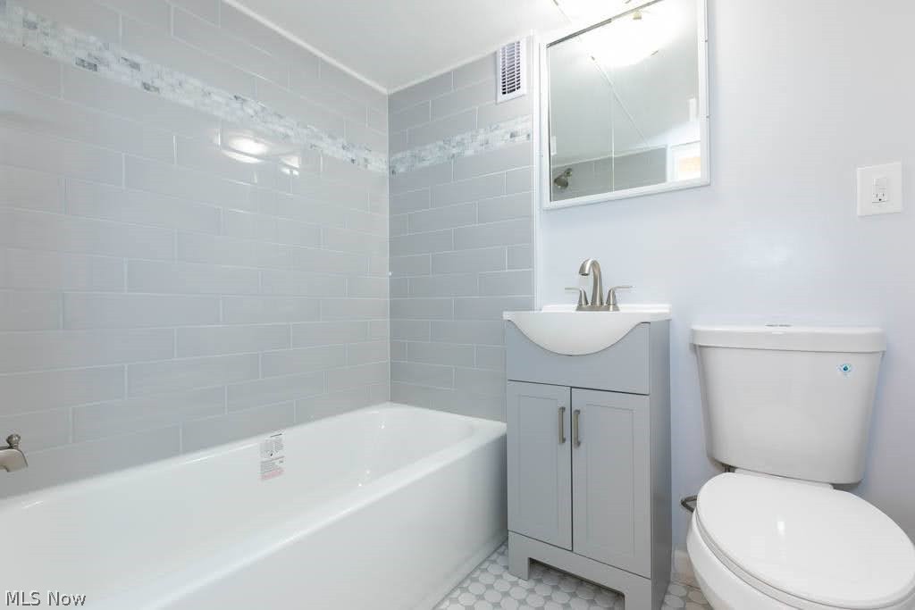 4712 Gifford Avenue Old Brooklyn OH 44144