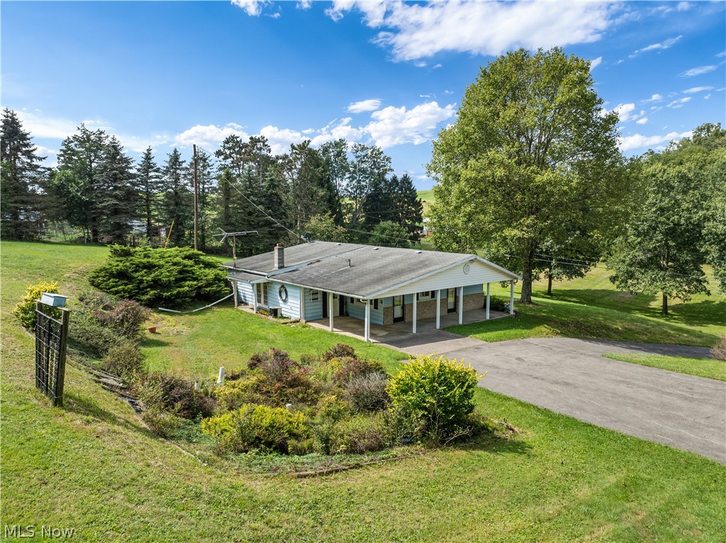 43133 Old Irondale Road Wellsville OH 43968