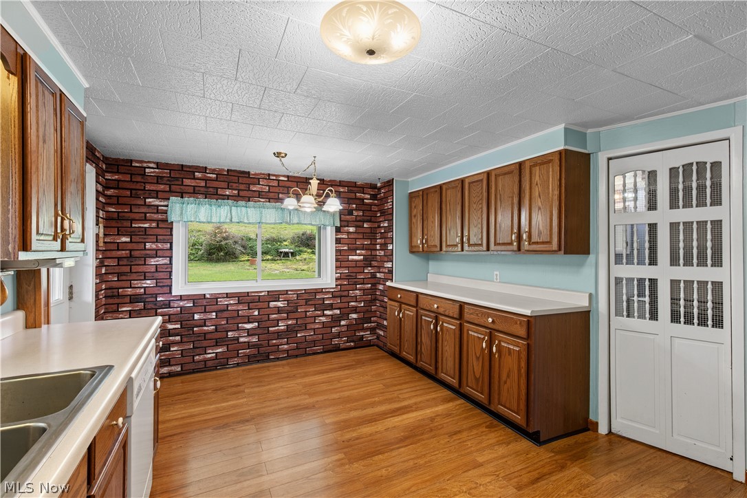43133 Old Irondale Road Wellsville OH 43968