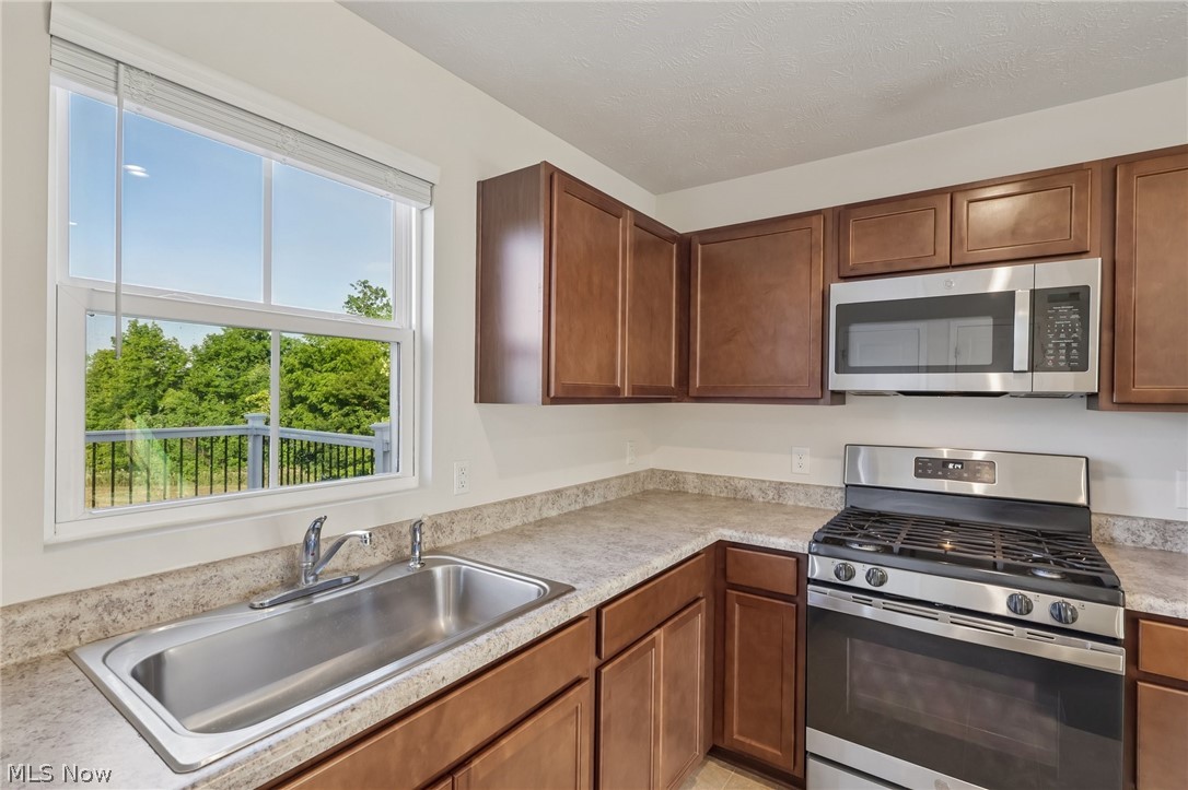 248 Captain Trail Seville OH 44273