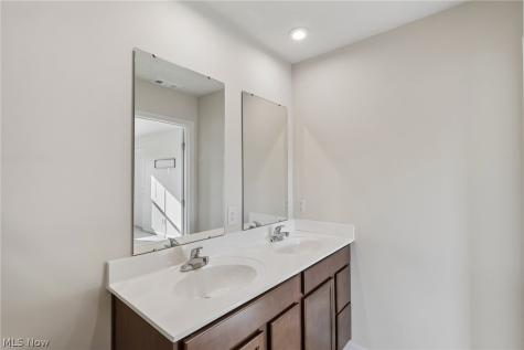 248 Captain Trail Seville OH 44273